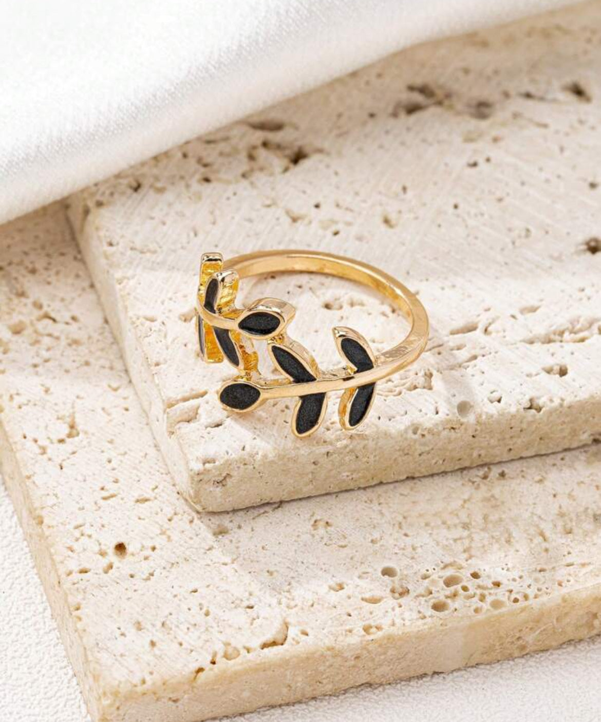 Leaf Shaped Ring