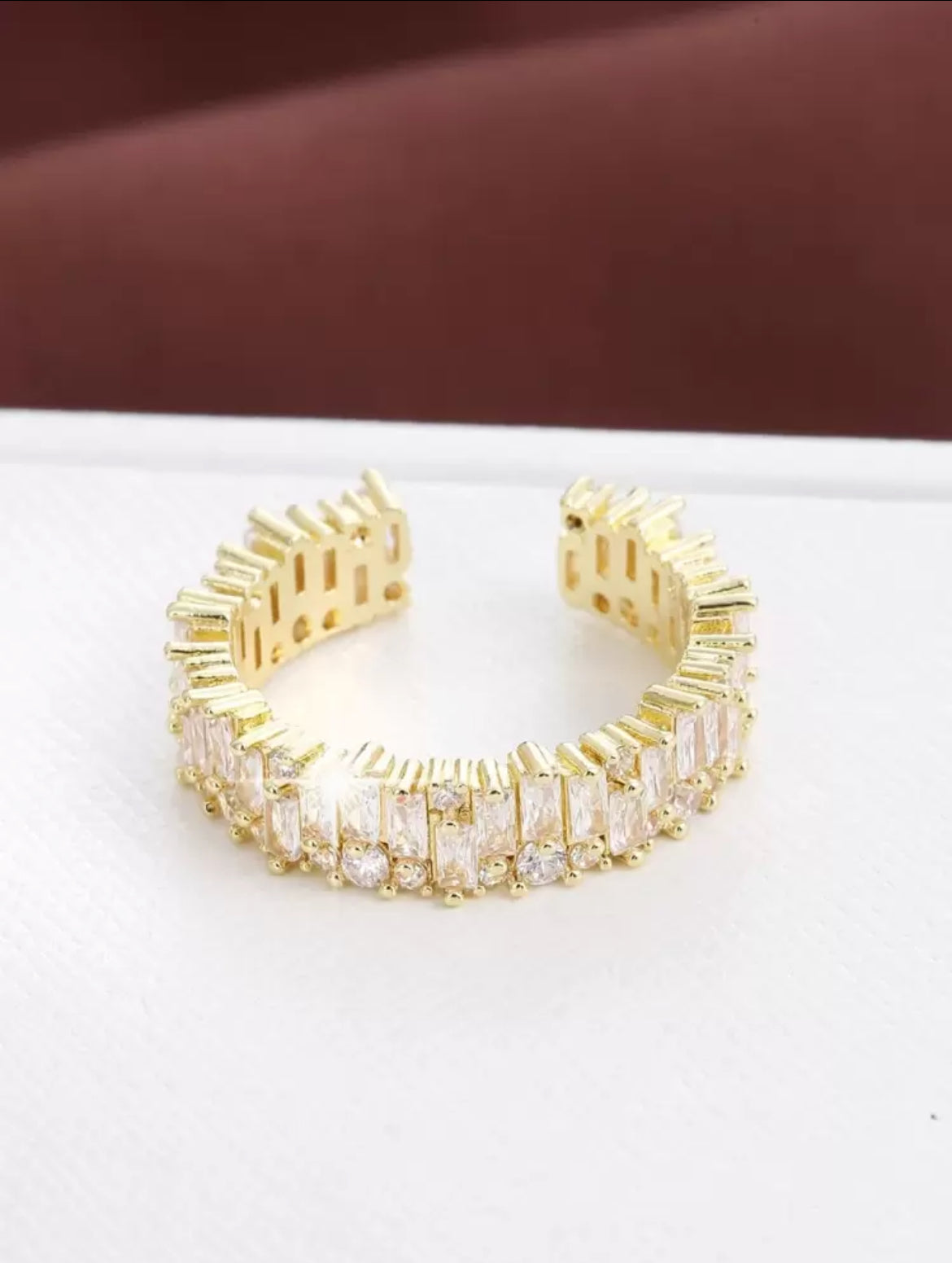 Cubic Zirconia Decor Cuff

Trends
Ring