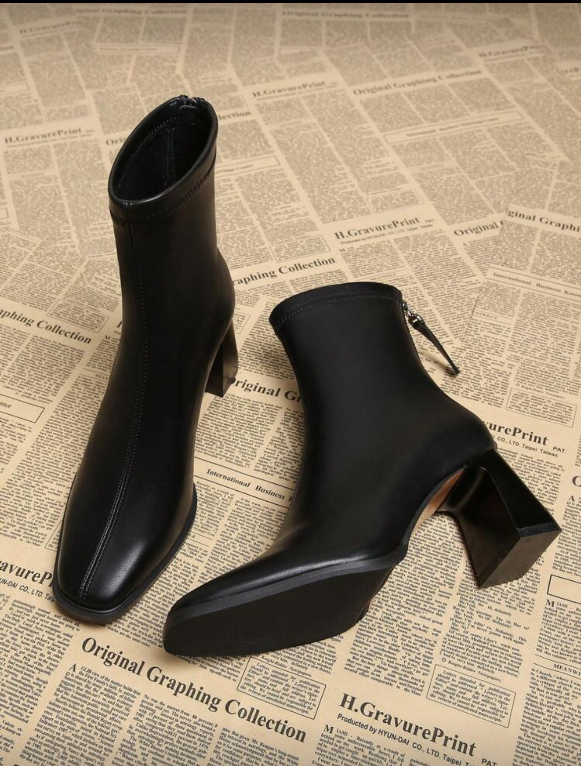 2025 Autumn New Elegant Minimalist Black Boots