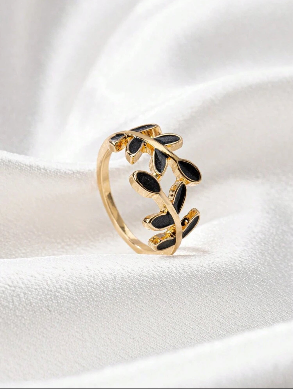 Leaf Shaped Ring