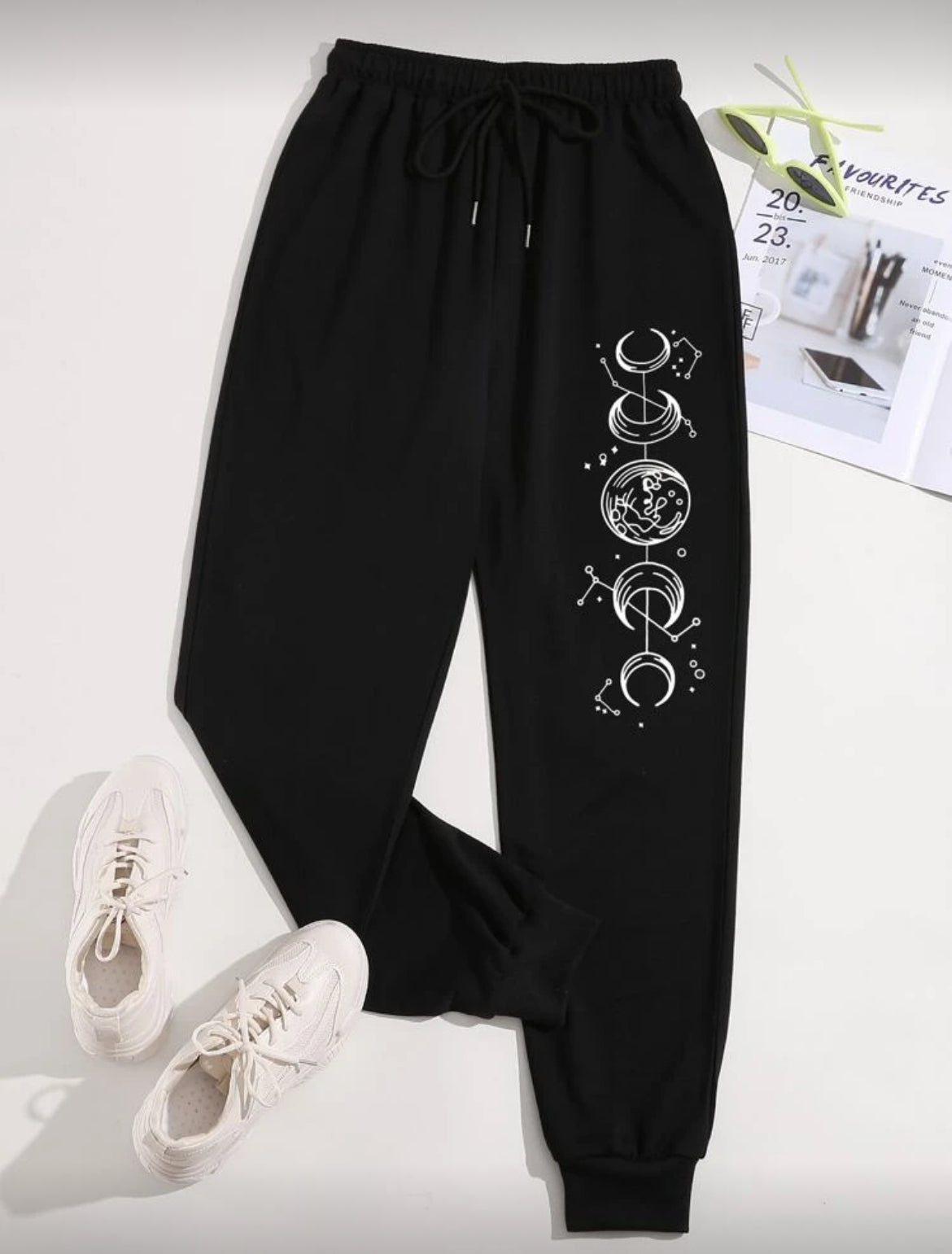 SHEIN Unity Moon Print Drawstring Waist Sweatpants Graduation, Back To School Outfits,
