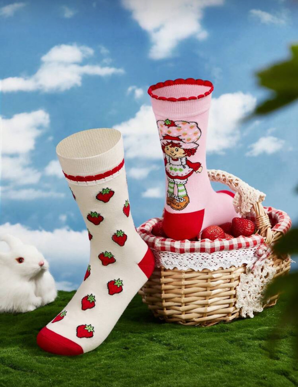Strawberry Shortcake X
SHEIN 2 Pairs Women Cartoon
Character