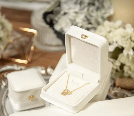 1pc Luxury Crown Jewelry Box